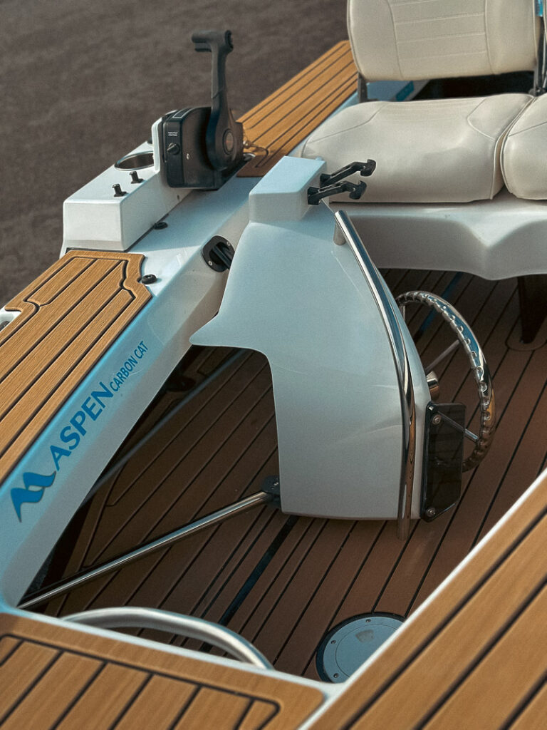 T11C Folding Console